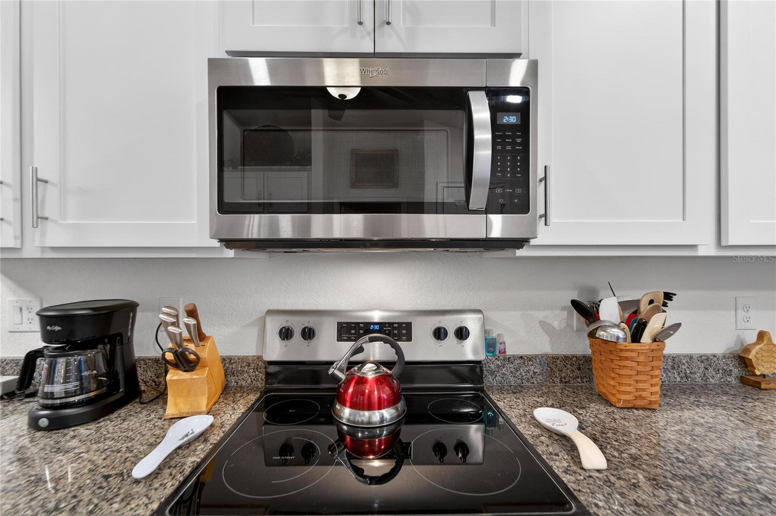 Image 12 of 66 For 16117 62nd Glen E