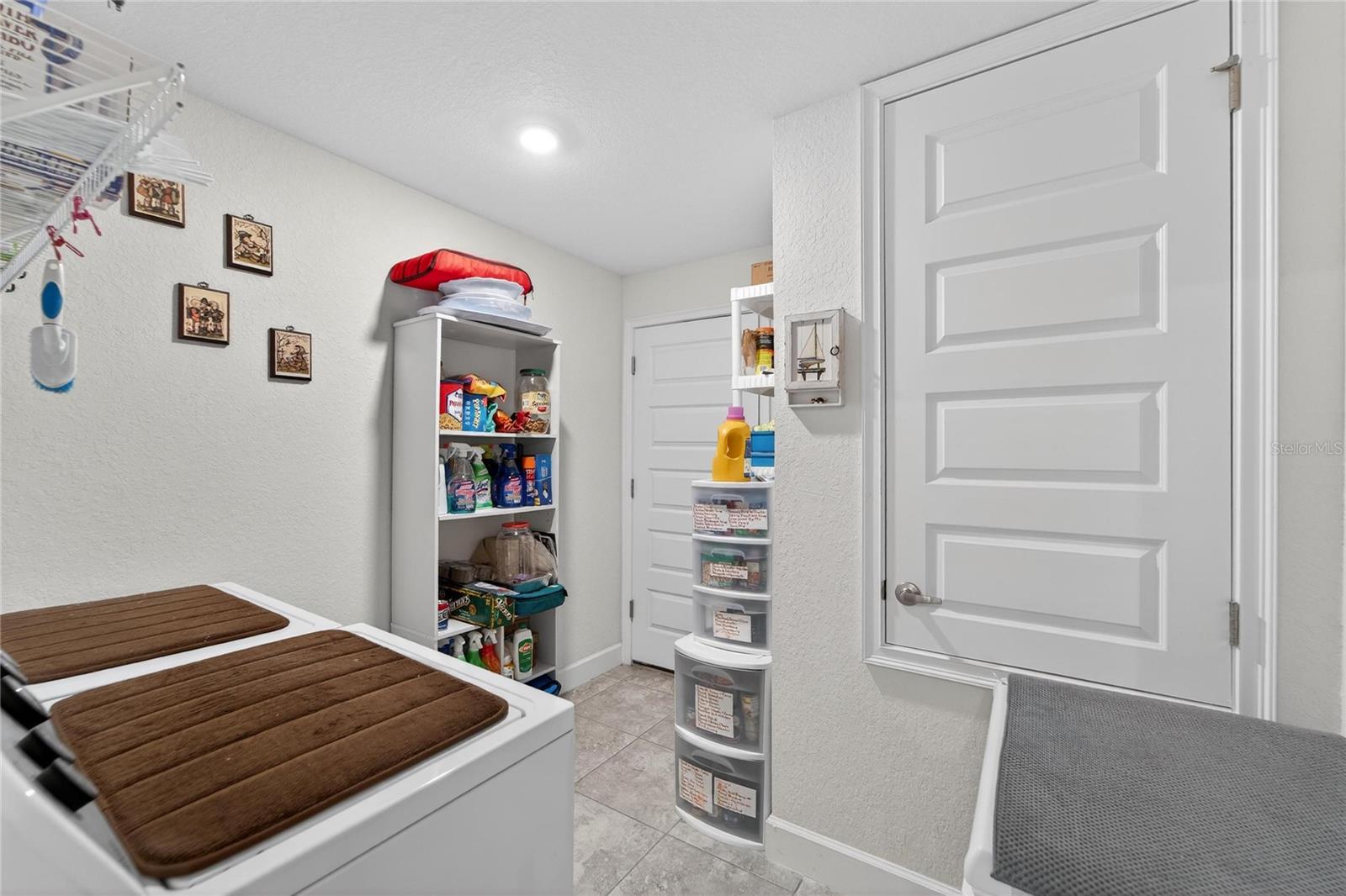 Image 15 of 66 For 16117 62nd Glen E