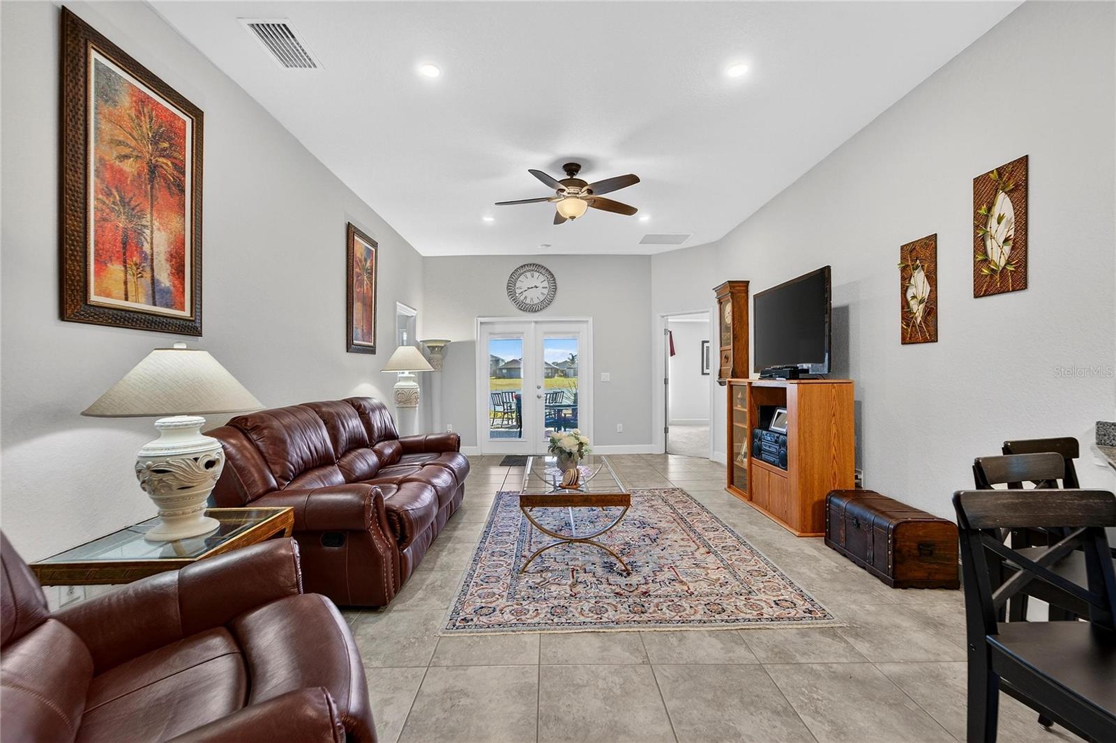 Image 17 of 66 For 16117 62nd Glen E