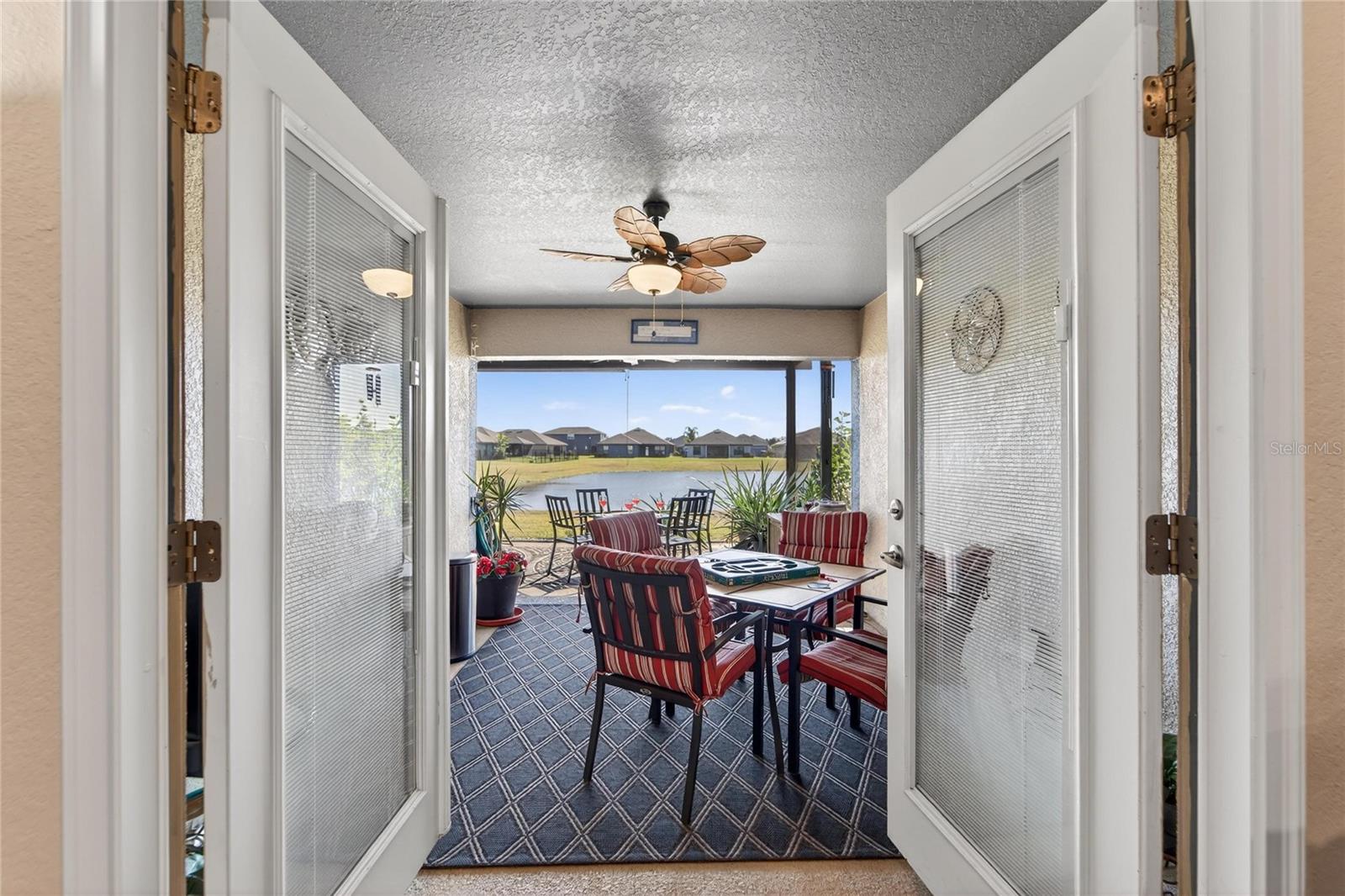 Image 36 of 66 For 16117 62nd Glen E