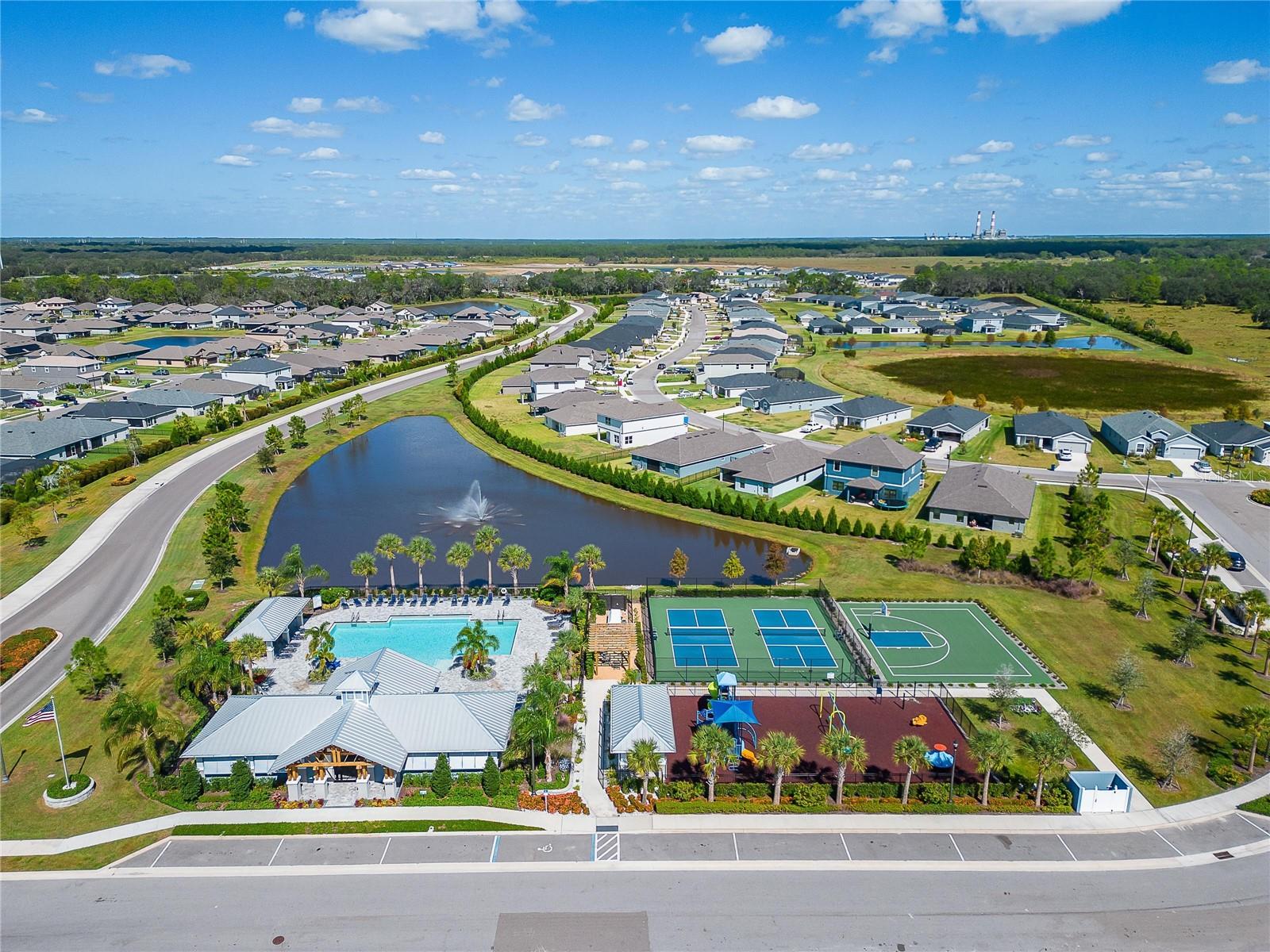 Image 63 of 66 For 16117 62nd Glen E