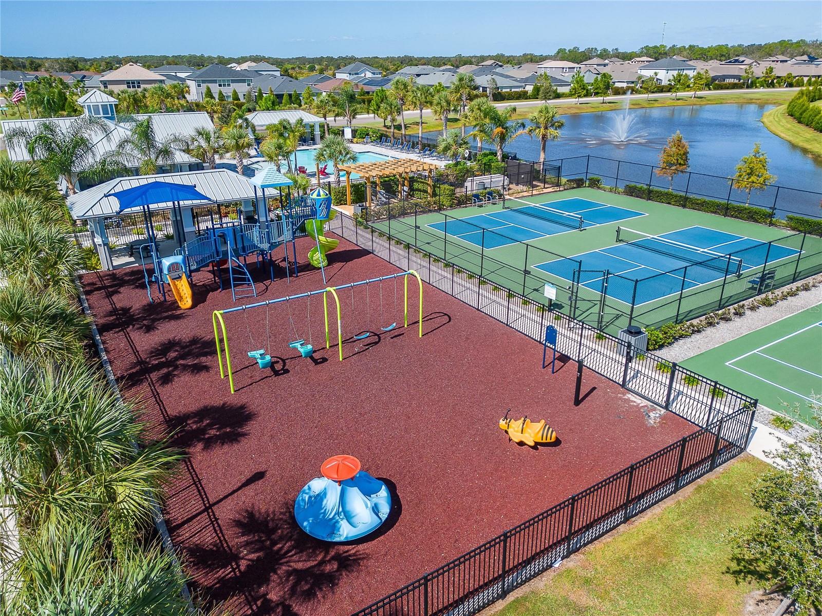 Image 65 of 66 For 16117 62nd Glen E