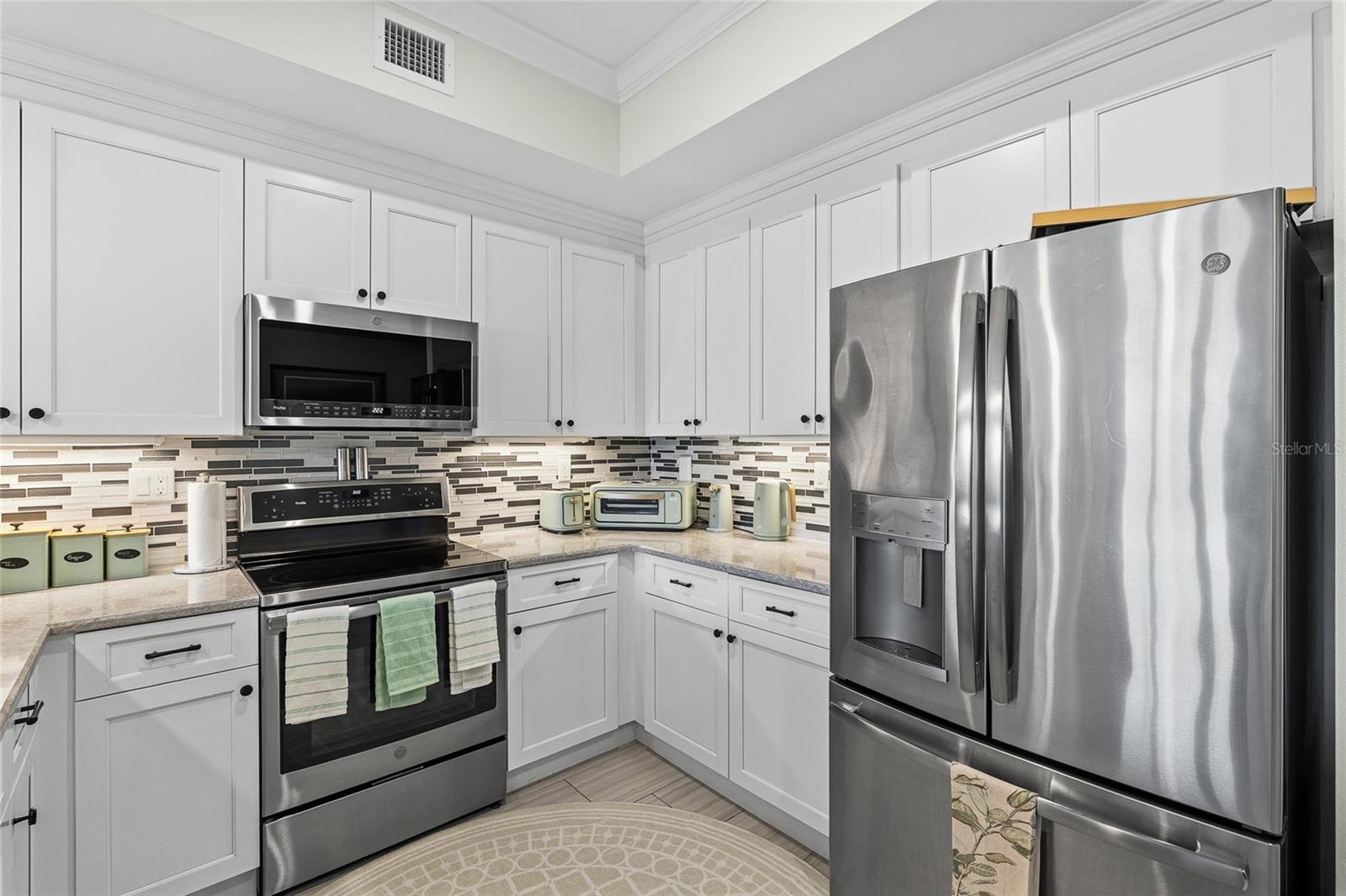 Listing photo id 7 for 101 Bayshore Boulevard 34