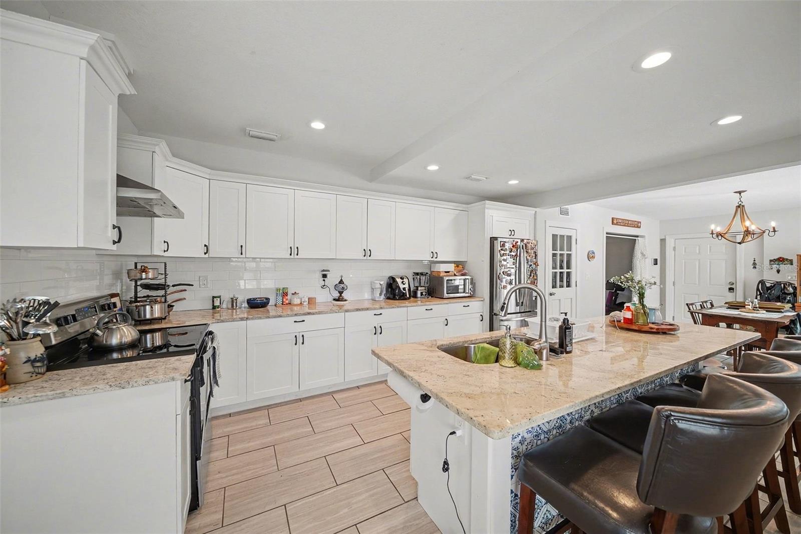 Image 2 of 5 For 4809 Highland Avenue