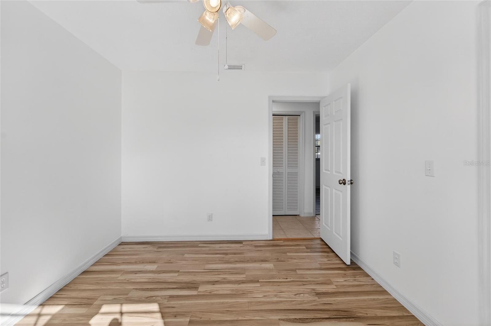 Image 29 of 68 For 15108 Sydney Road