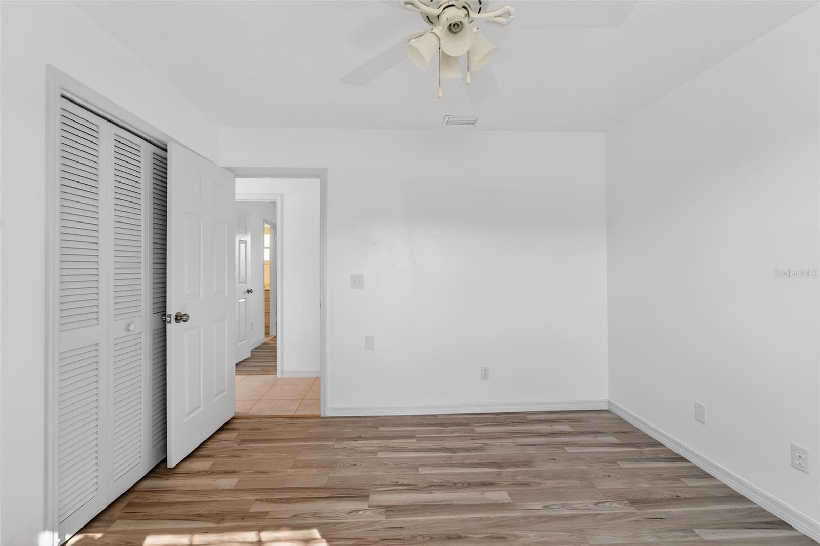 Image 31 of 68 For 15108 Sydney Road