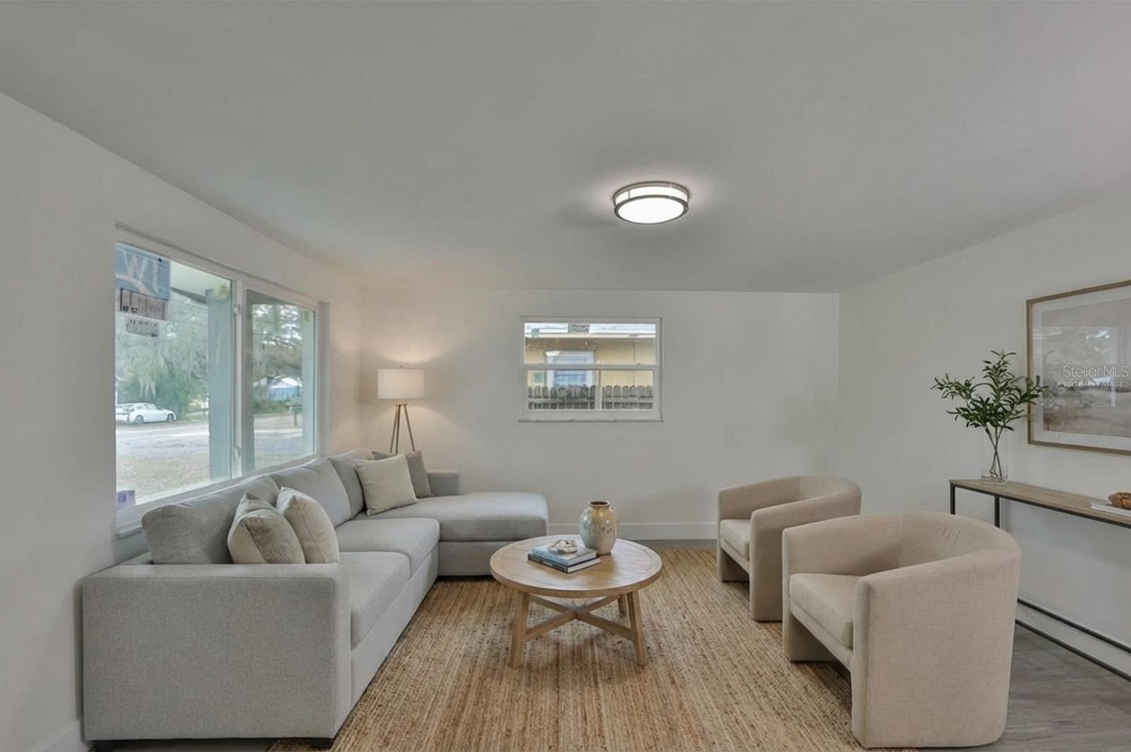 Image 4 of 26 For 2028 Betty Lane