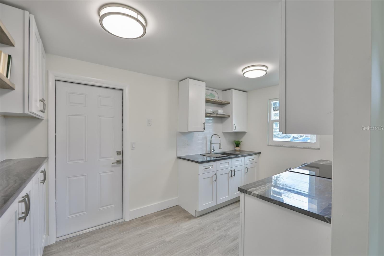 Image 7 of 26 For 2028 Betty Lane