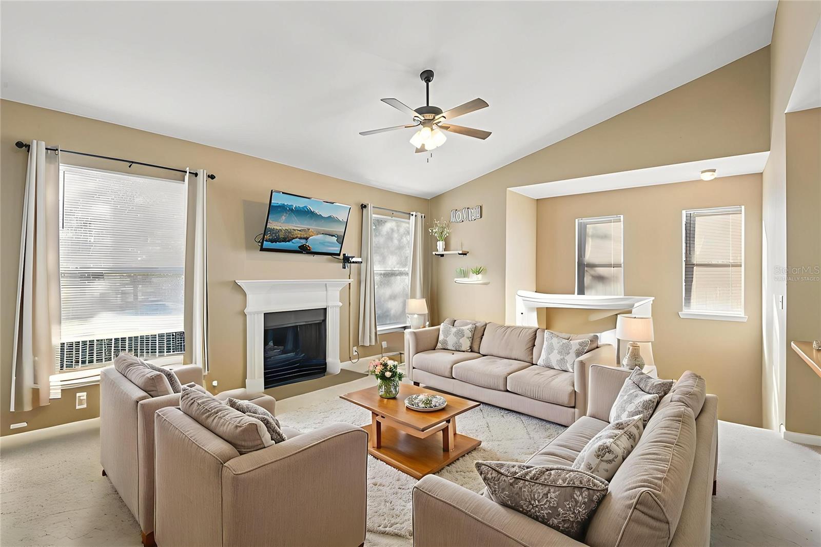 Image 2 of 33 For 10406 Villa View Circle