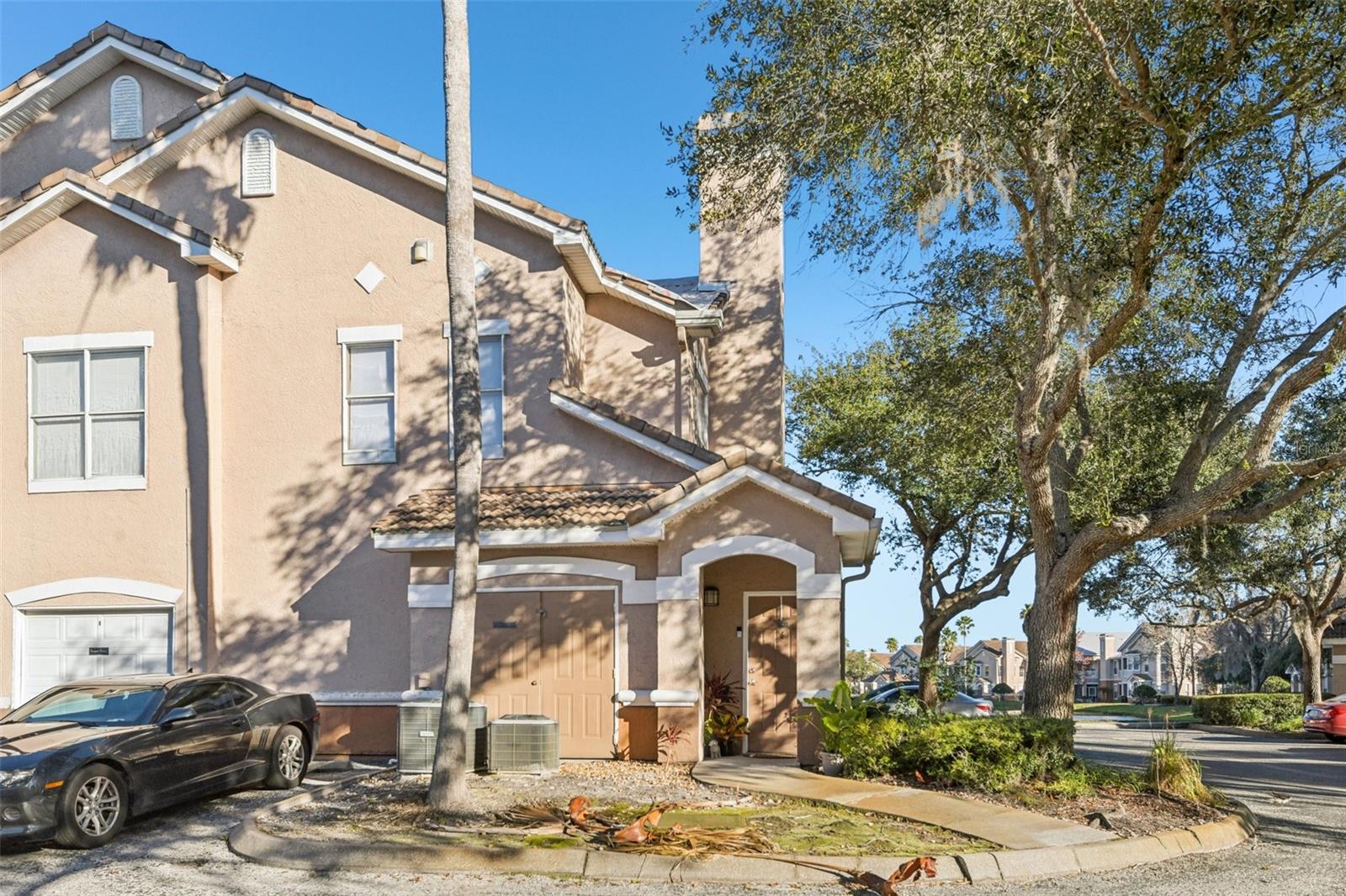 Image 7 of 33 For 10406 Villa View Circle