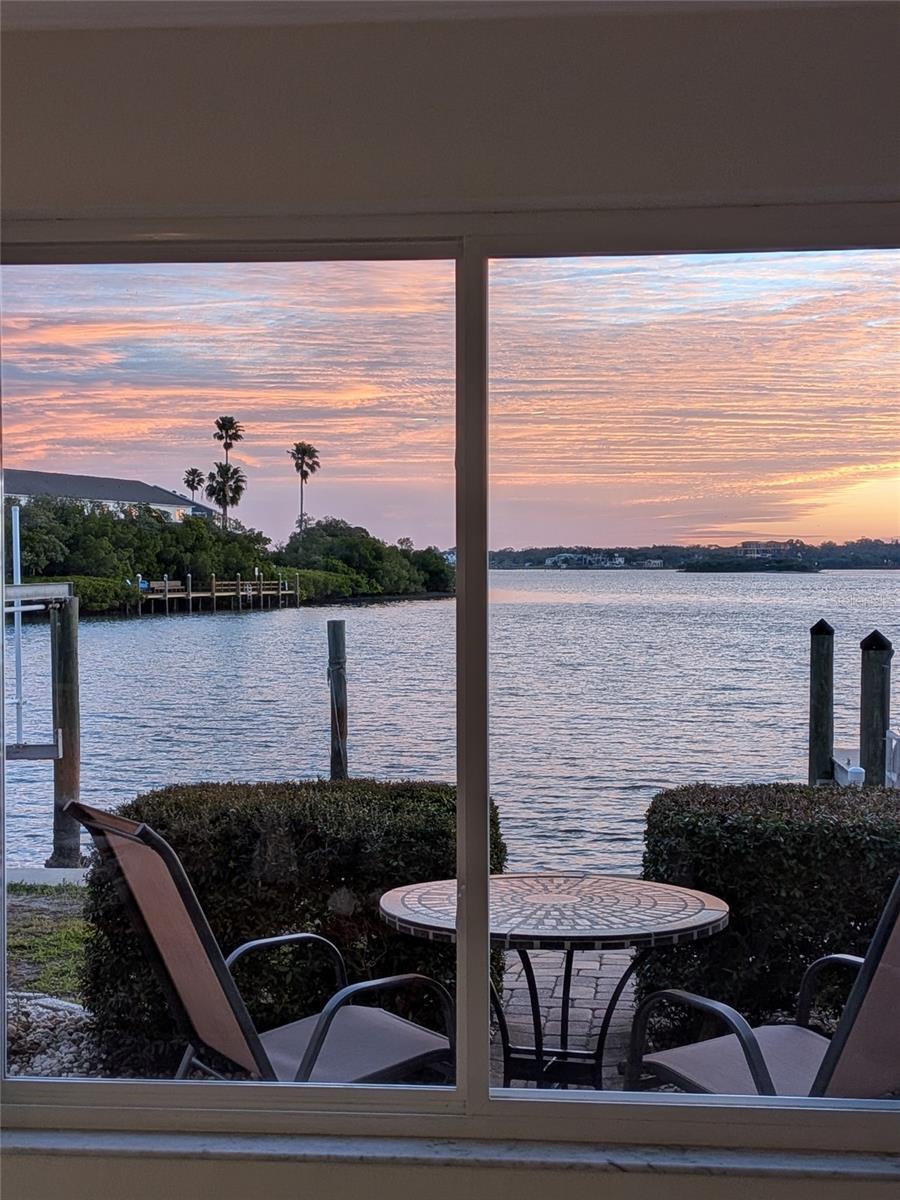 Image 21 of 79 For 825 Gulf Boulevard 110