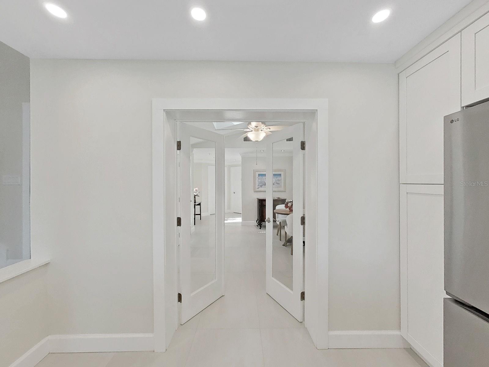 Image 22 of 79 For 825 Gulf Boulevard 110