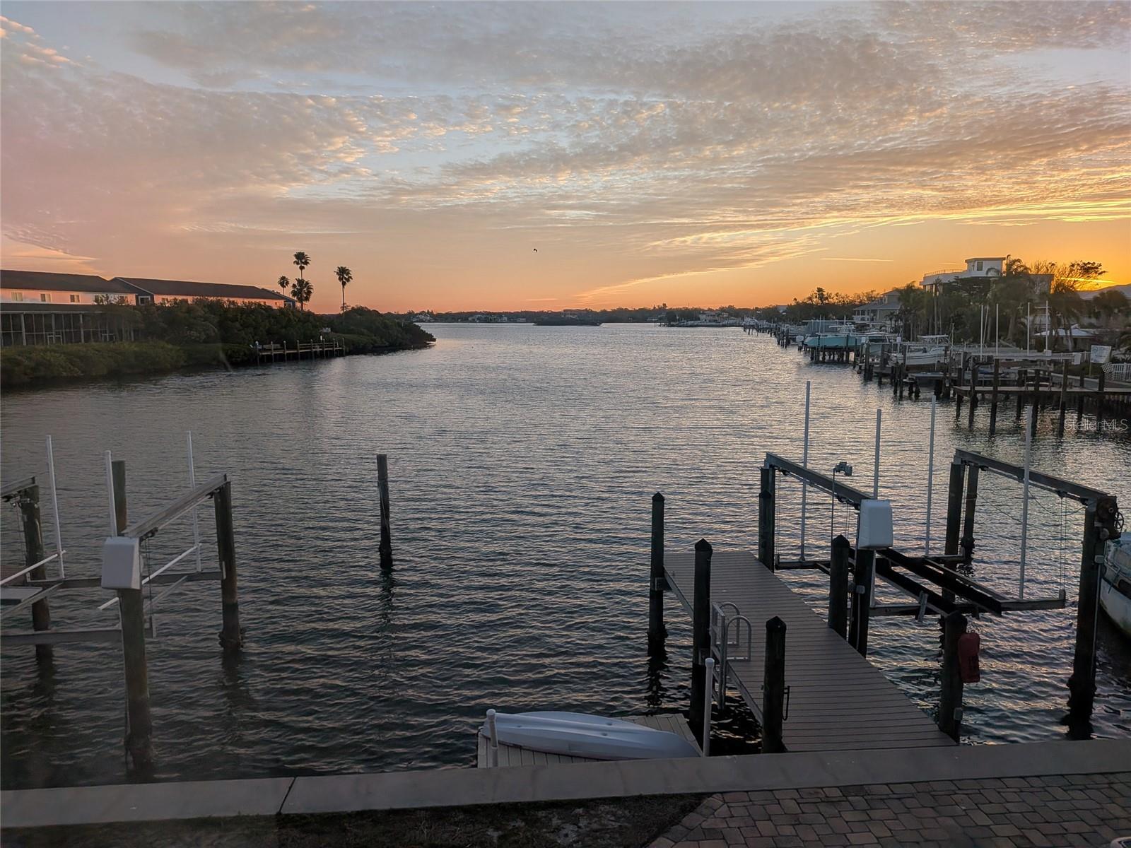 Image 5 of 79 For 825 Gulf Boulevard 110