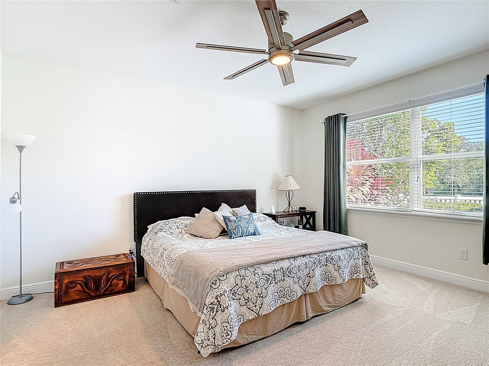 Listing photo id 18 for 443 Bahama Grande Boulevard