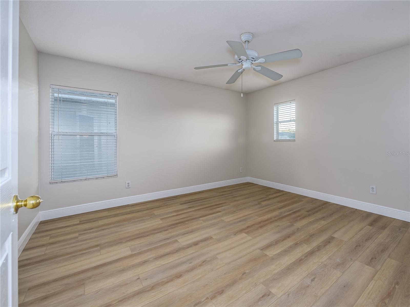 Image 18 of 33 For 26918 Stillbrook Drive