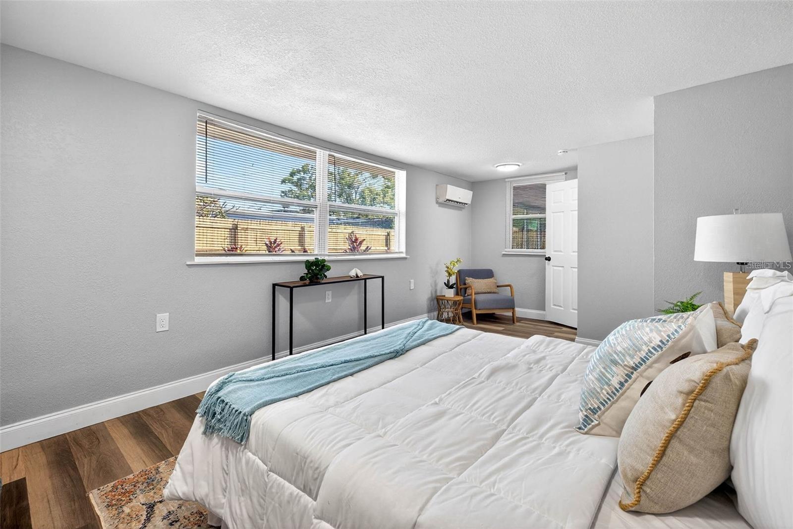 Image 13 of 25 For 6965 21st Street N