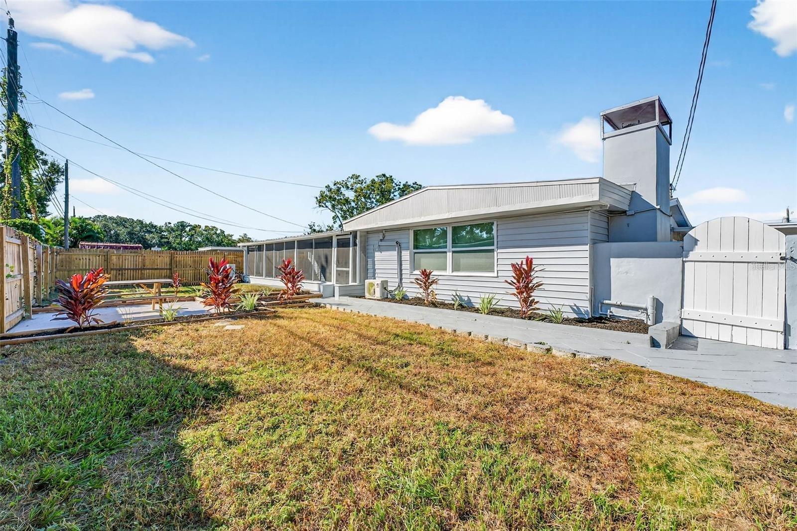 Image 25 of 25 For 6965 21st Street N