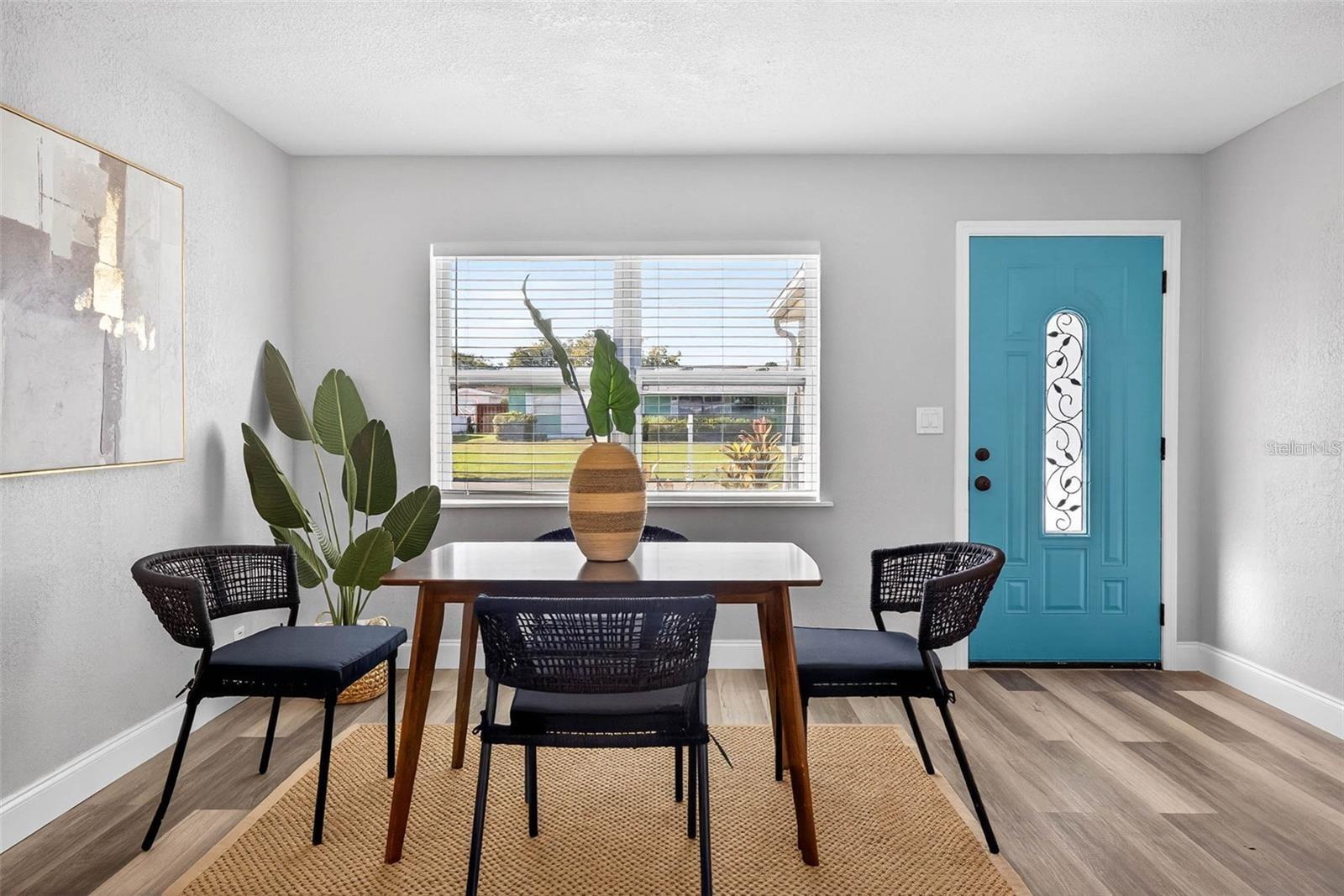 Image 4 of 25 For 6965 21st Street N