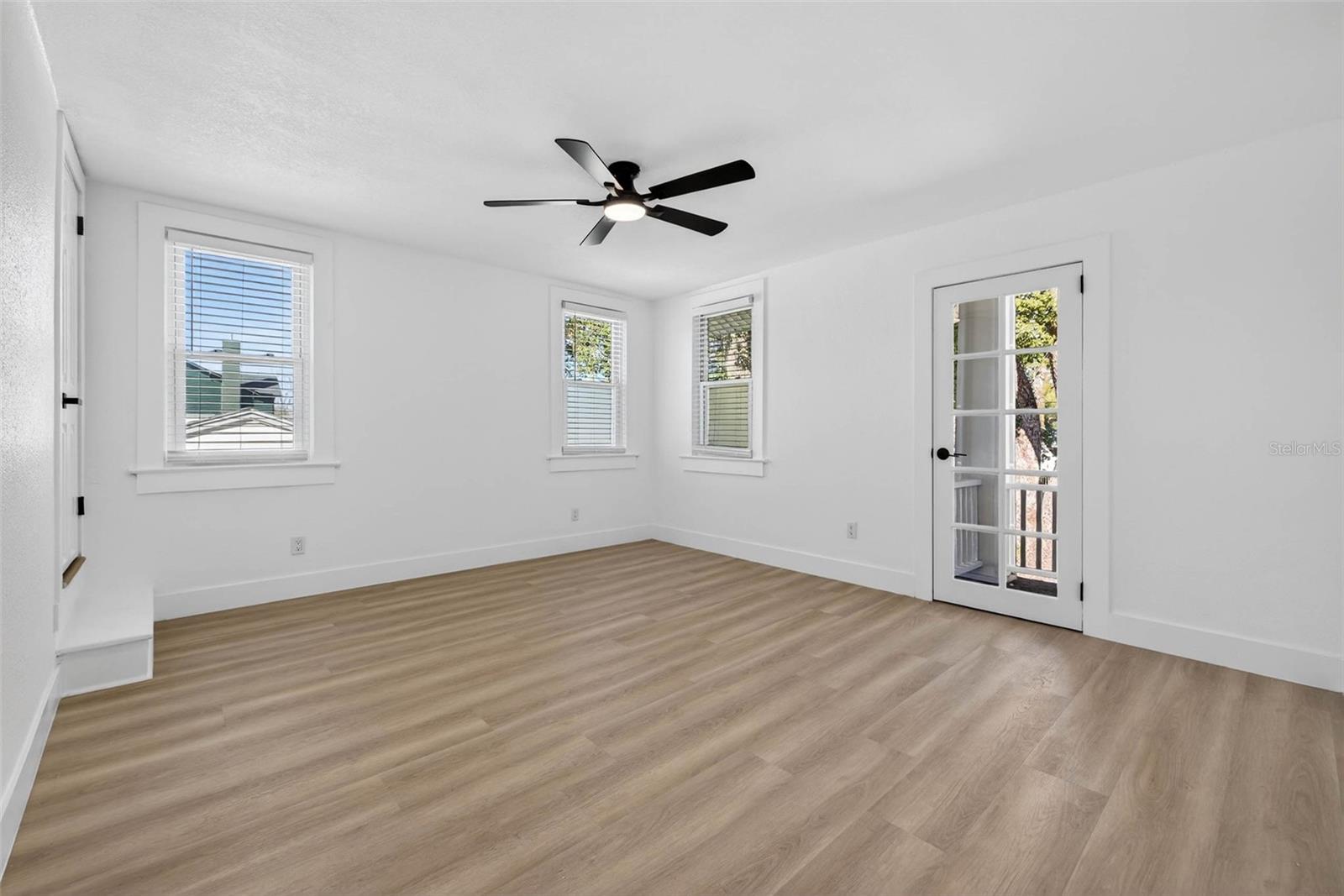 Image 21 of 31 For 109 Lambright Street