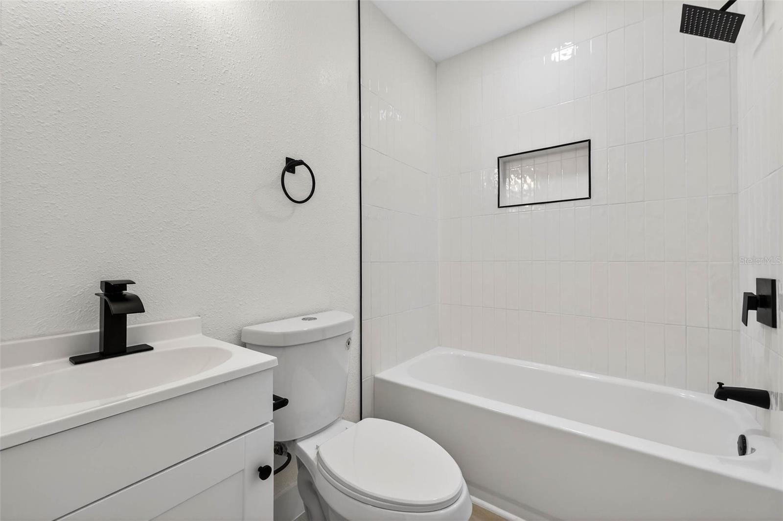 Image 23 of 31 For 109 Lambright Street