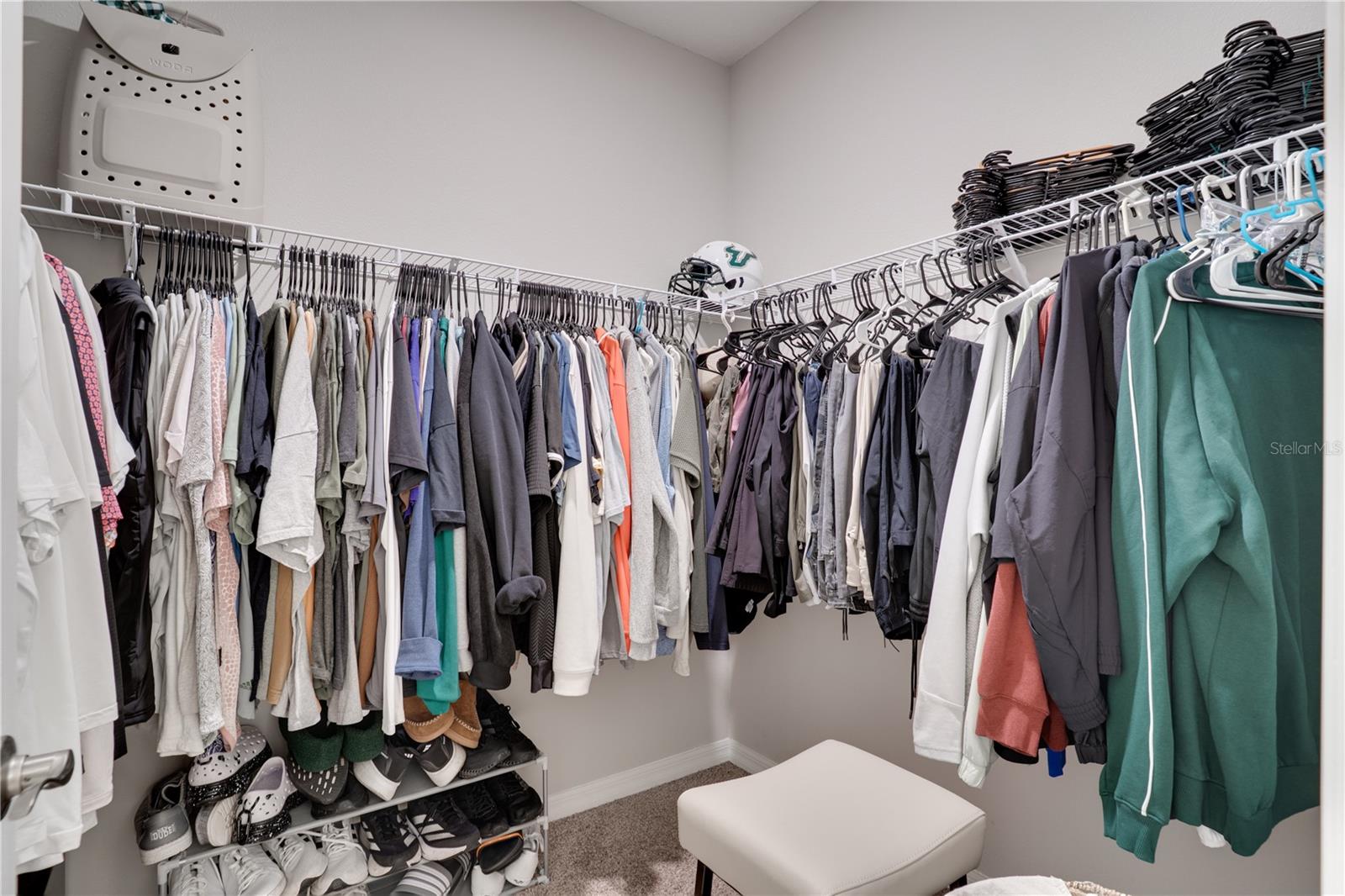 Image 20 of 39 For 2915 Grand Kemerton Place