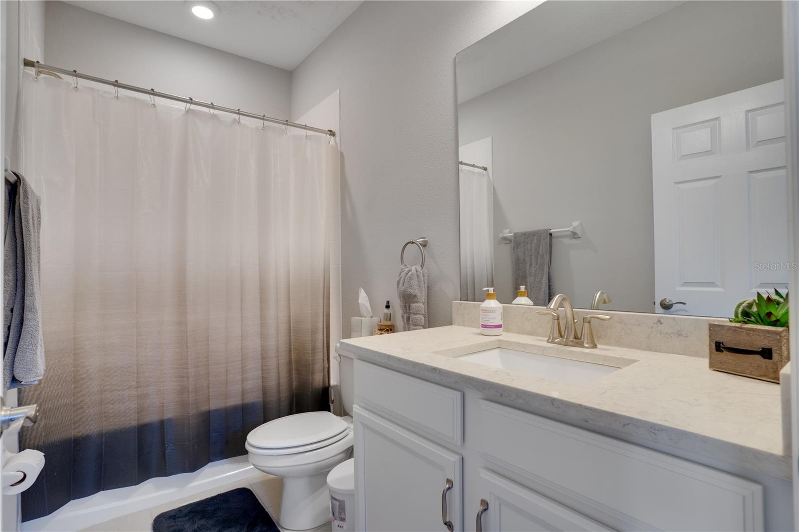 Image 26 of 39 For 2915 Grand Kemerton Place