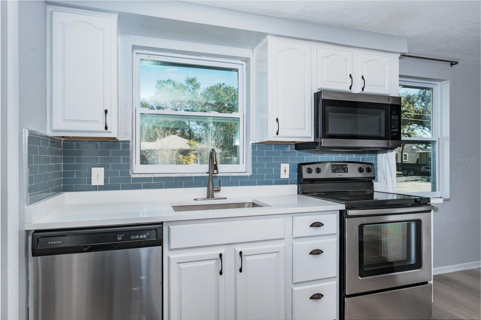 Image 10 of 34 For 301 43rd Avenue N