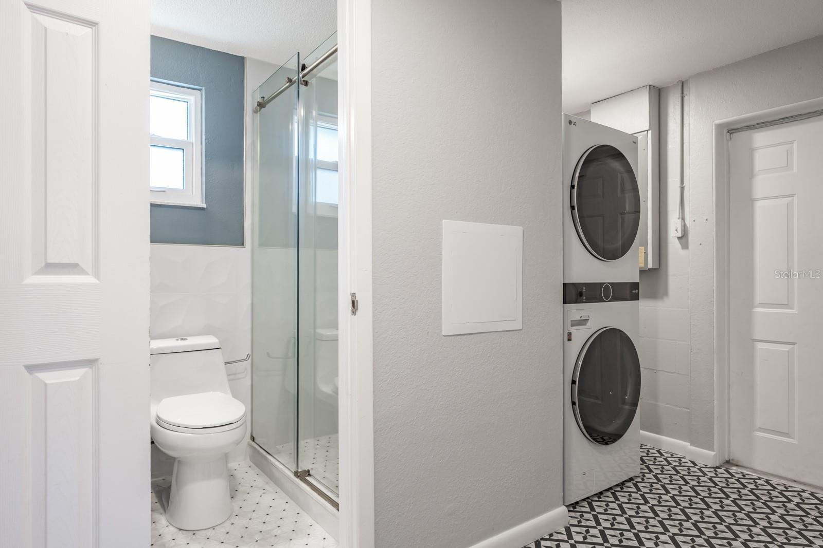 Image 15 of 34 For 301 43rd Avenue N