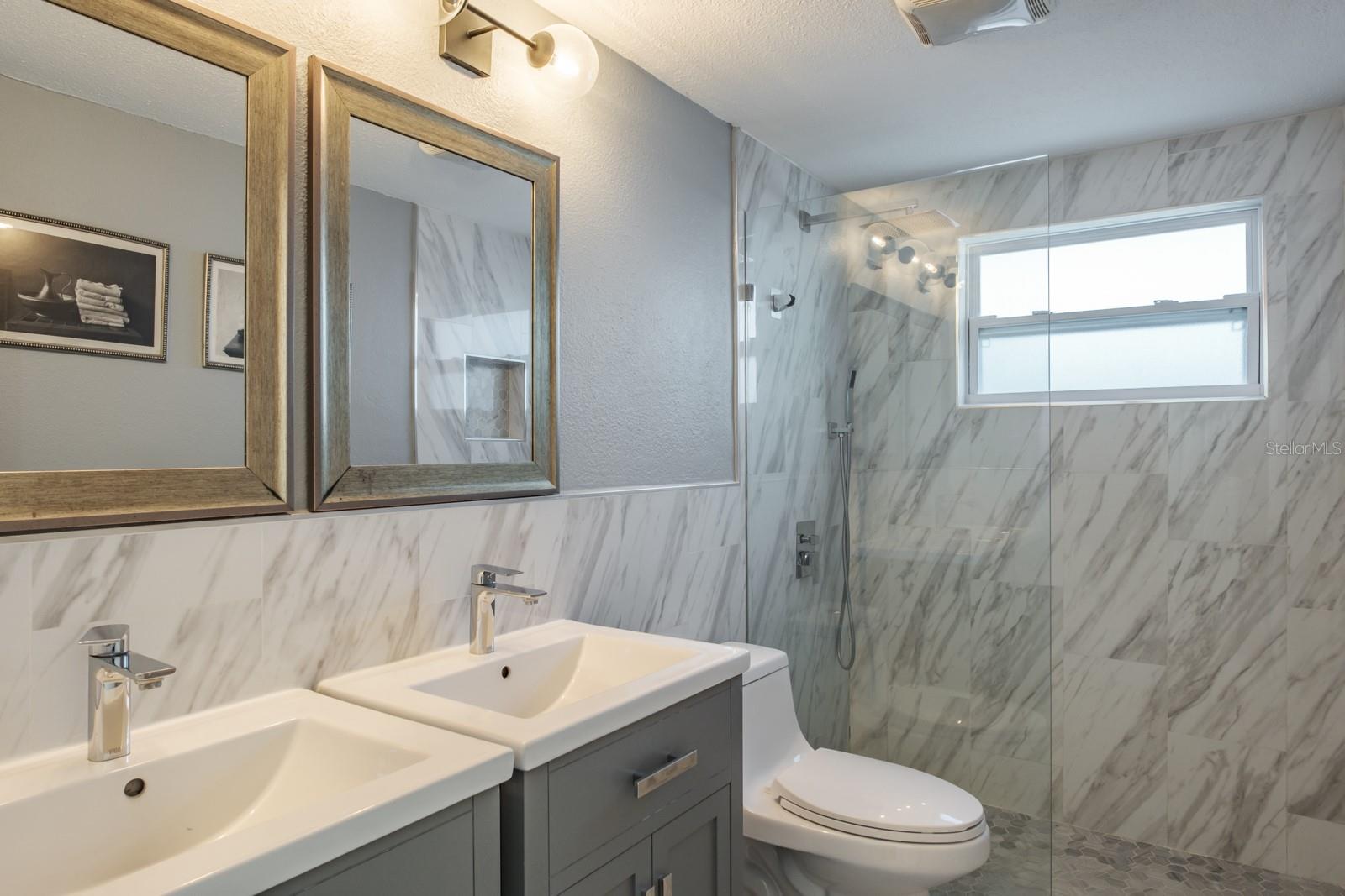 Image 19 of 34 For 301 43rd Avenue N