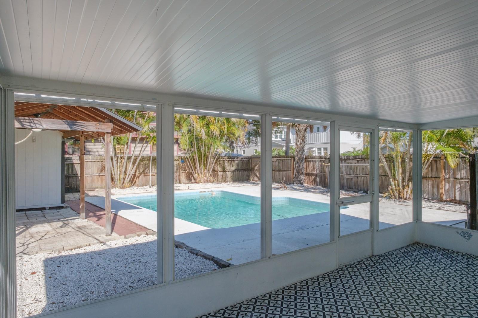 Image 24 of 34 For 301 43rd Avenue N