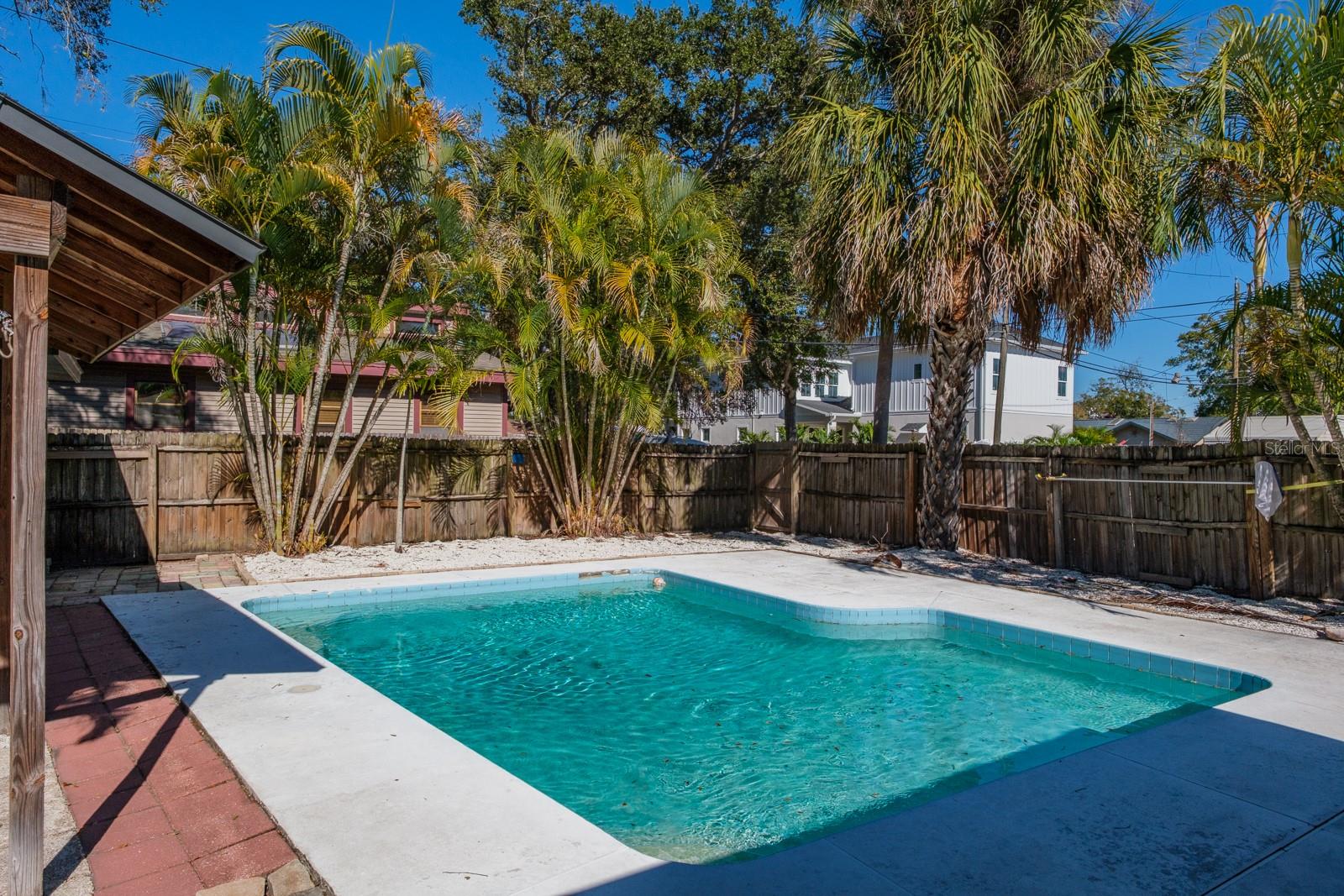 Image 25 of 34 For 301 43rd Avenue N