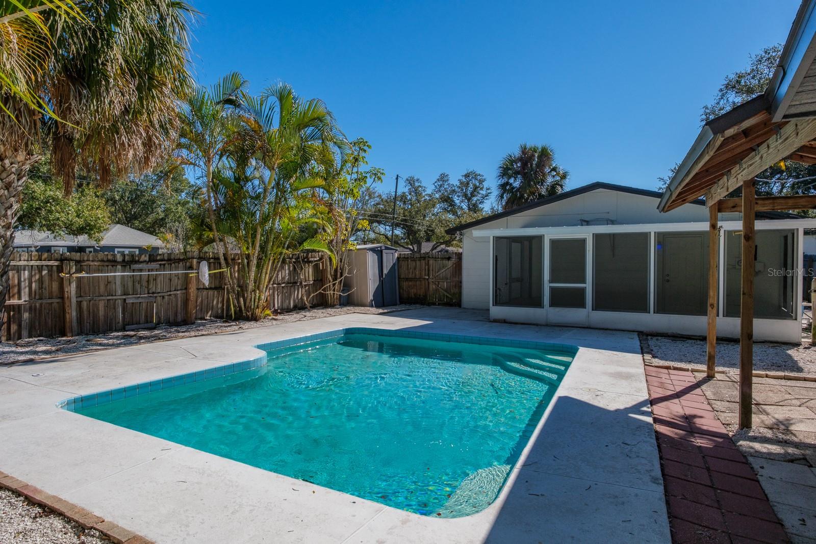 Image 27 of 34 For 301 43rd Avenue N