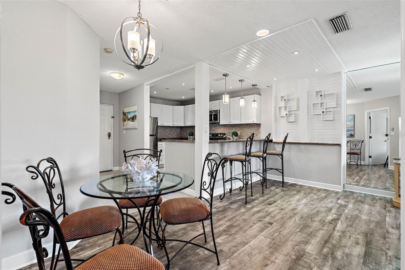 Image 11 of 52 For 1515 Pinellas Bayway S 59