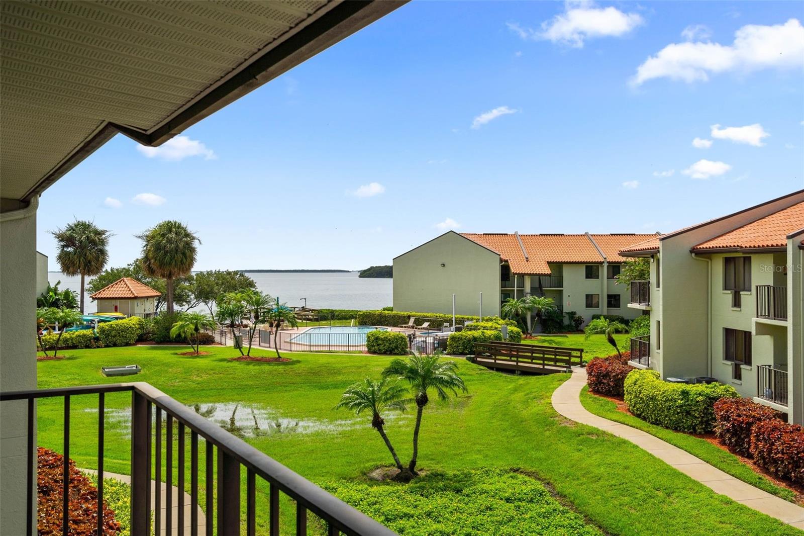 Image 16 of 52 For 1515 Pinellas Bayway S 59