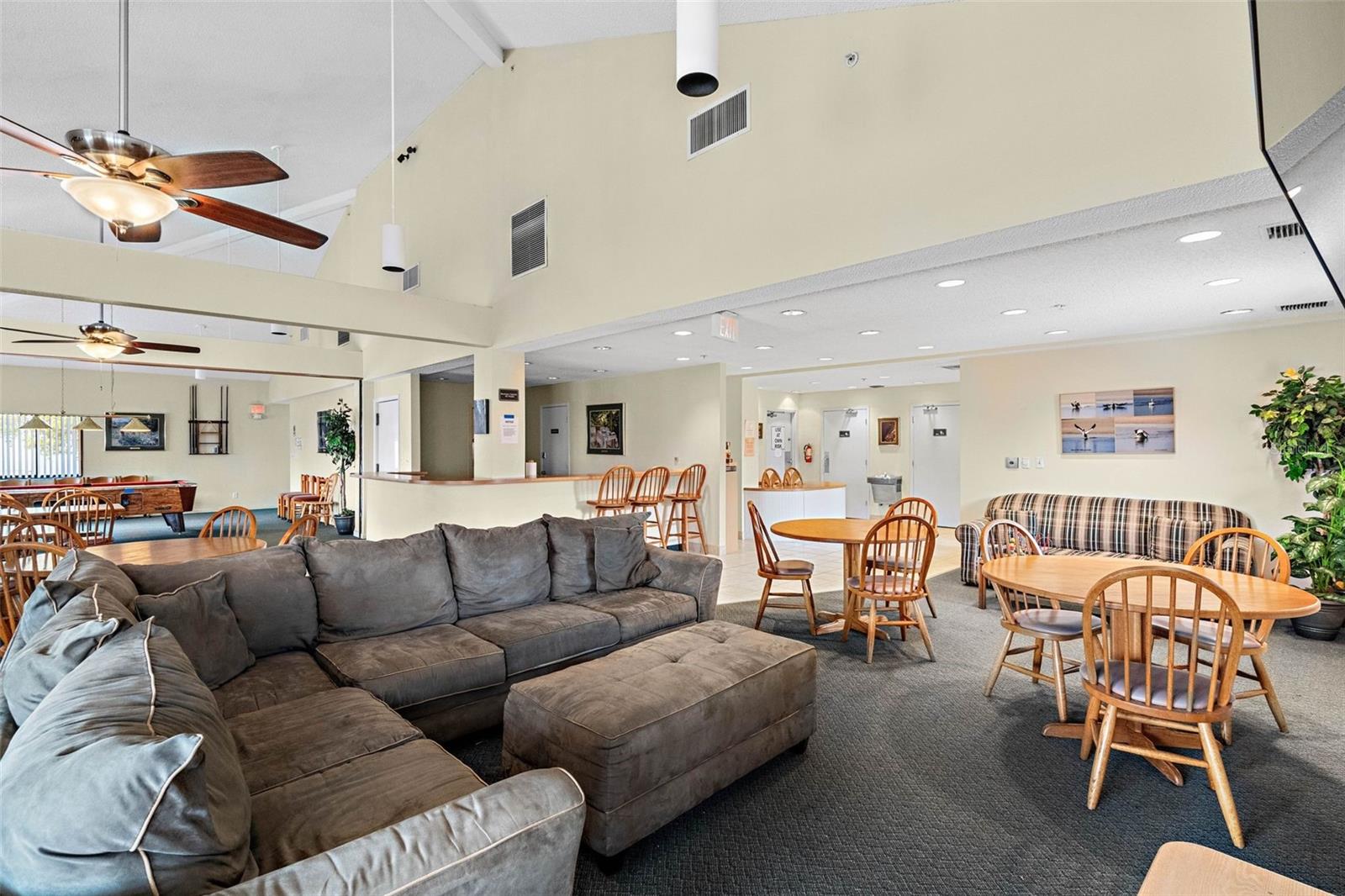 Image 39 of 52 For 1515 Pinellas Bayway S 59