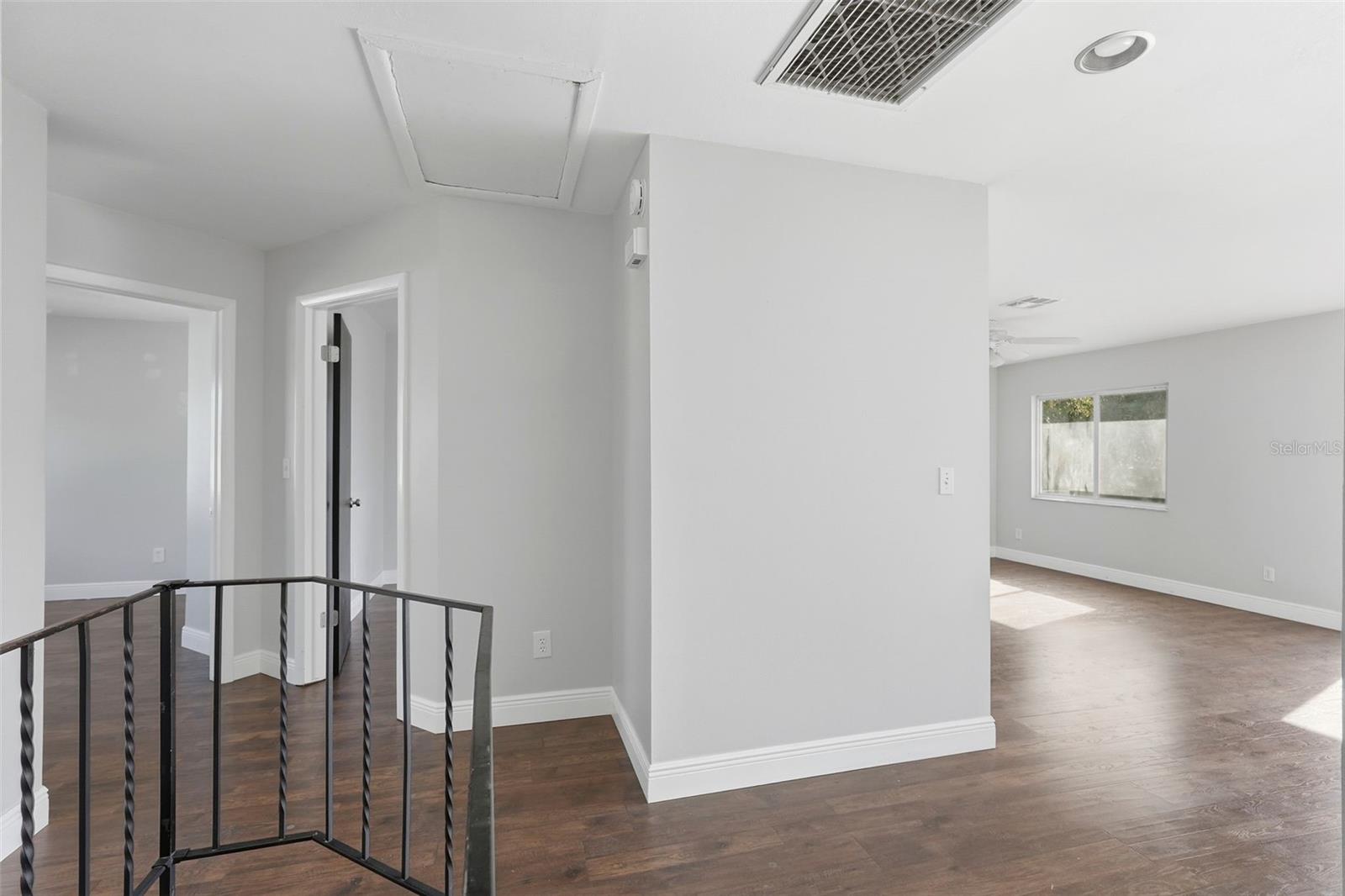 Image 22 of 33 For 1858 Michigan Avenue Ne