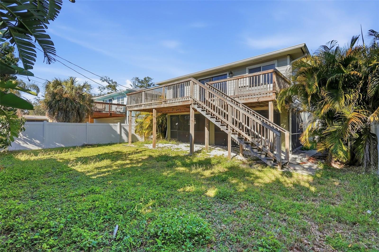 Image 23 of 33 For 1858 Michigan Avenue Ne