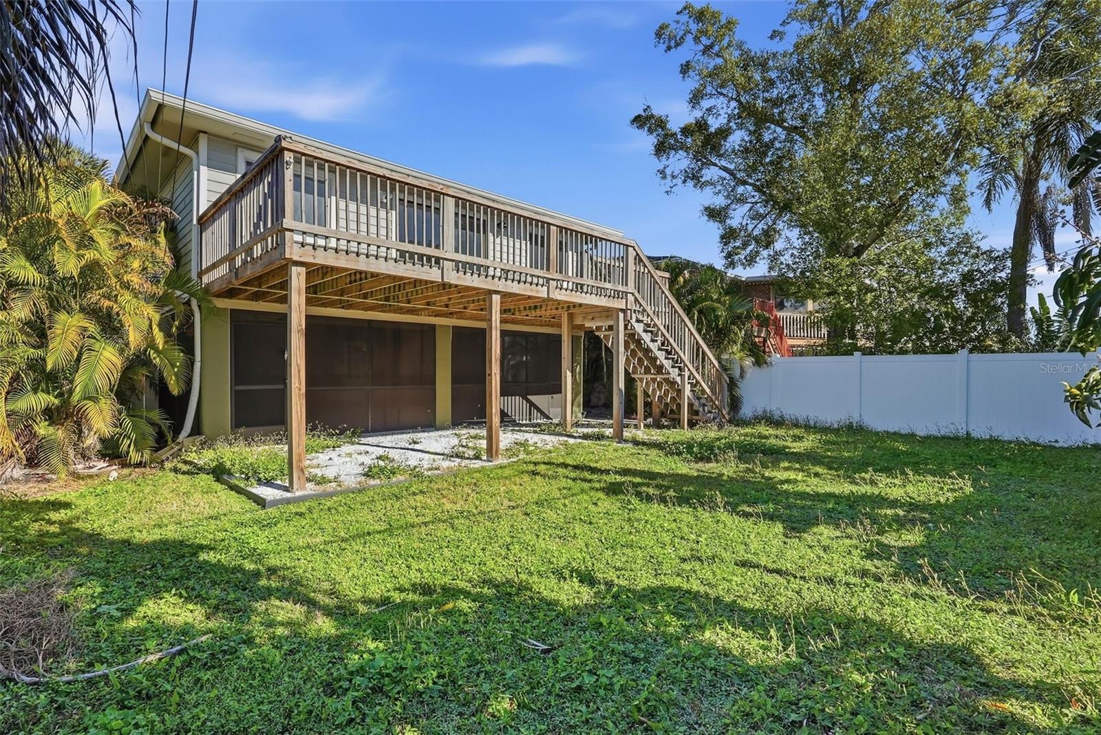 Image 28 of 33 For 1858 Michigan Avenue Ne