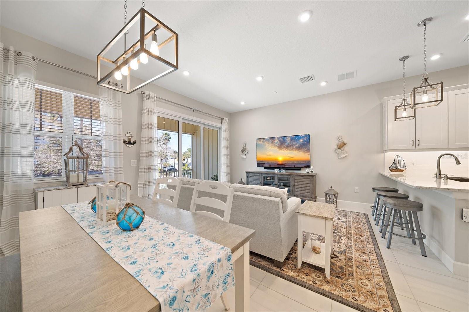 Image 13 of 69 For 2516 Coral Court