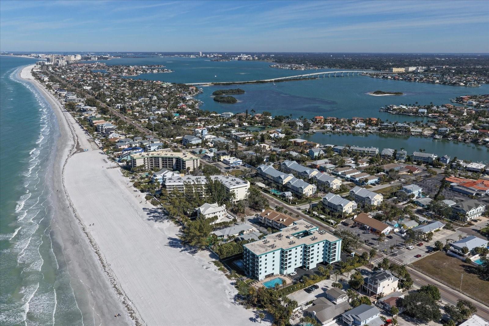 Image 24 of 69 For 2516 Coral Court