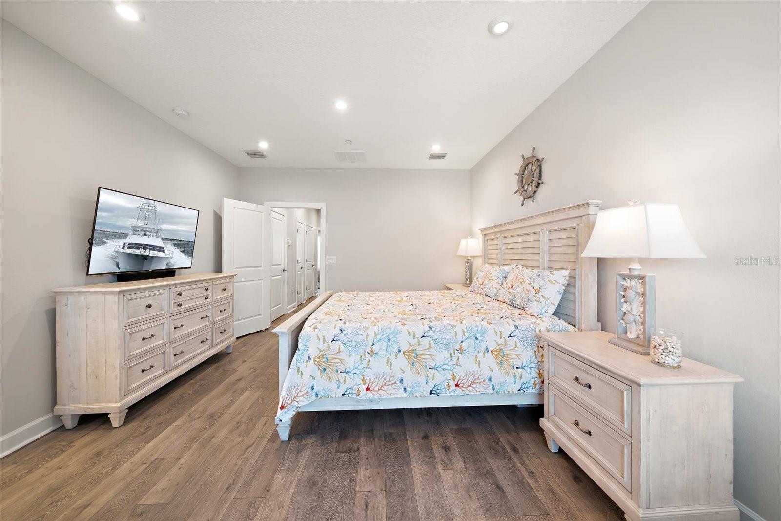 Image 45 of 69 For 2516 Coral Court