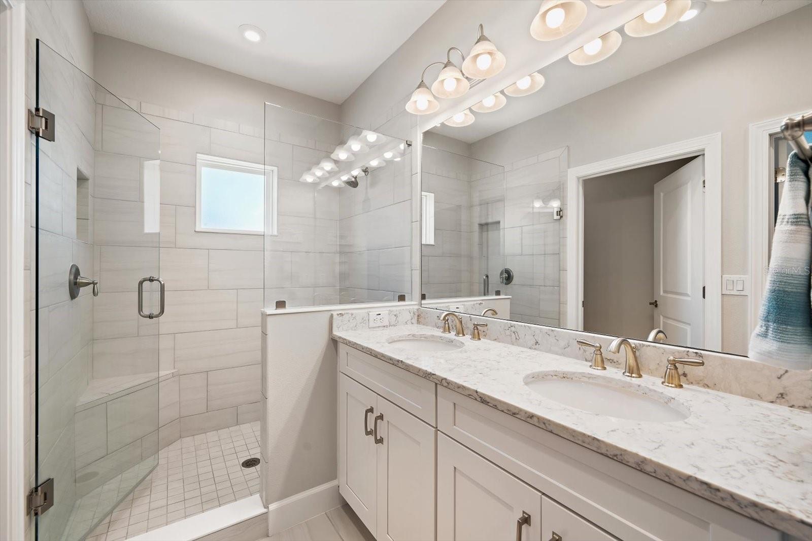 Image 46 of 69 For 2516 Coral Court