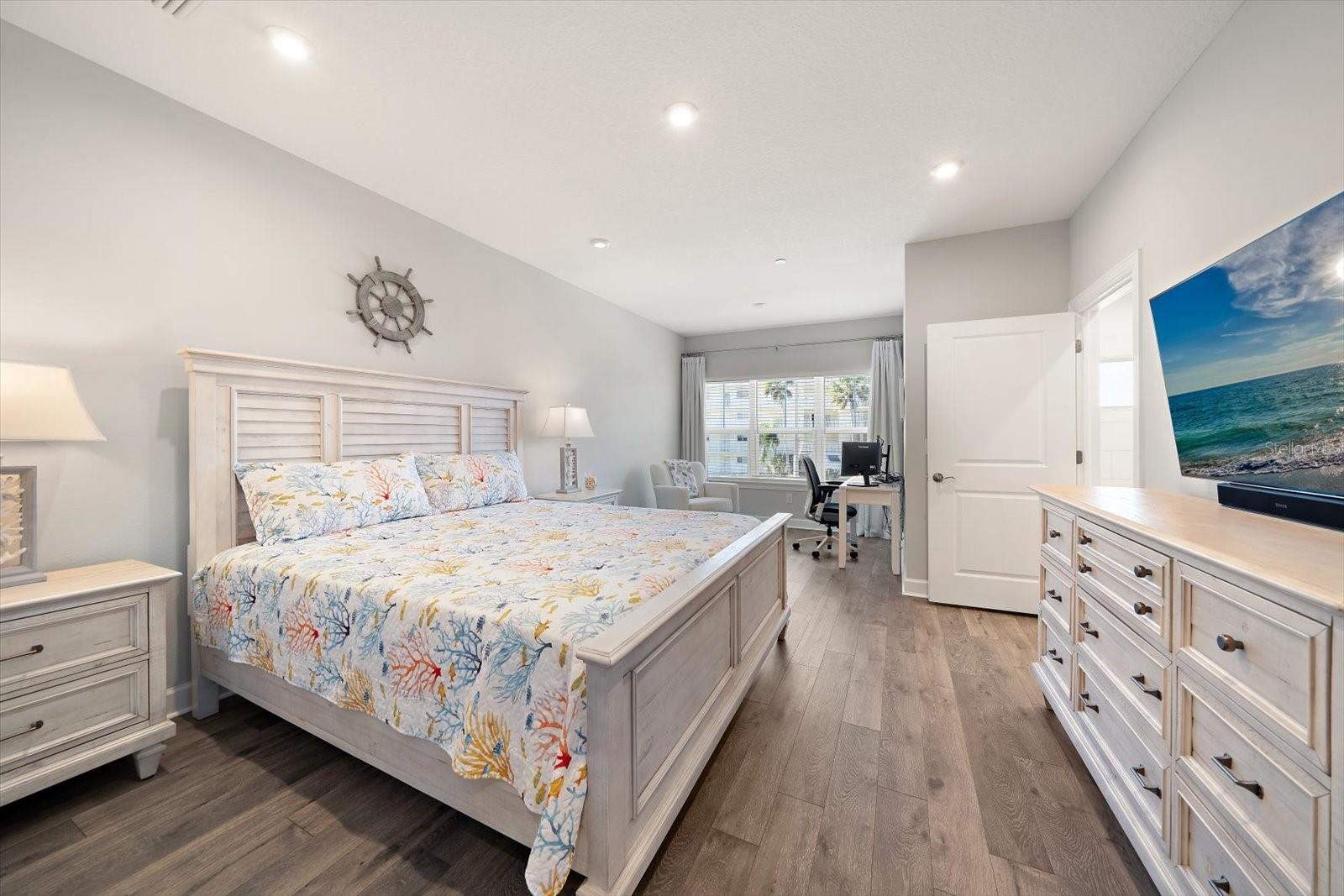 Image 48 of 69 For 2516 Coral Court