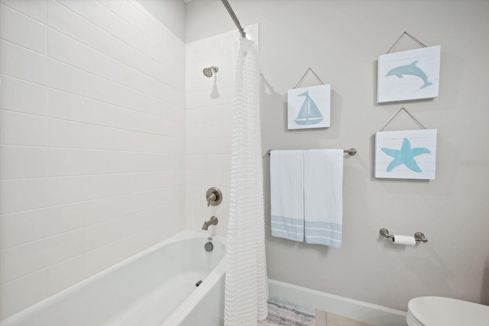 Image 52 of 69 For 2516 Coral Court