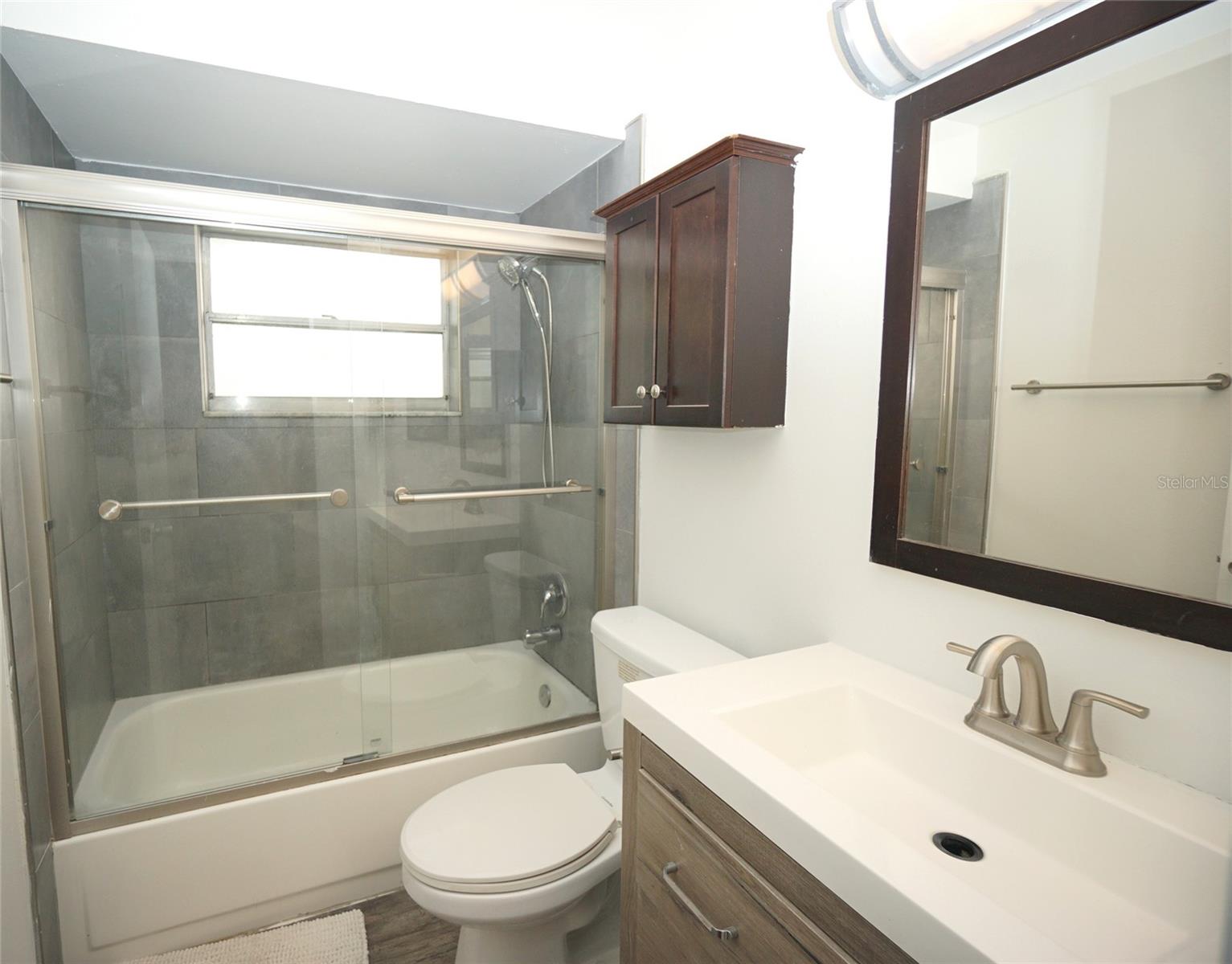 Image 9 of 11 For 305 Westland Avenue C