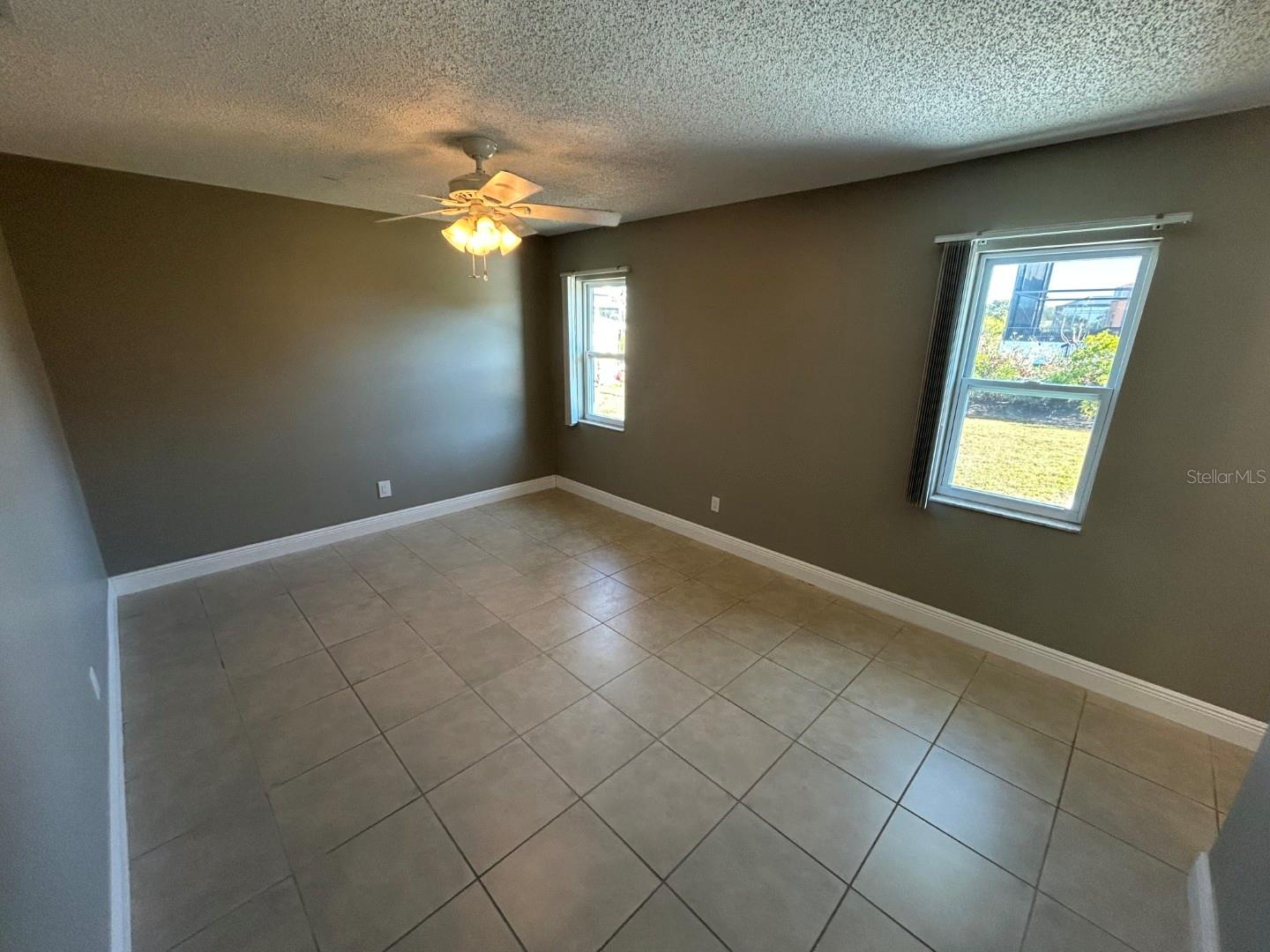 Image 37 of 46 For 6525 Manila Palm Way