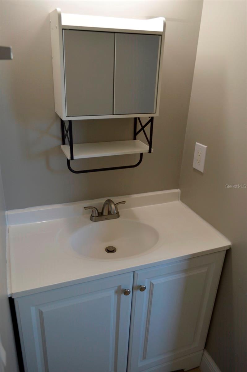 Image 40 of 46 For 6525 Manila Palm Way