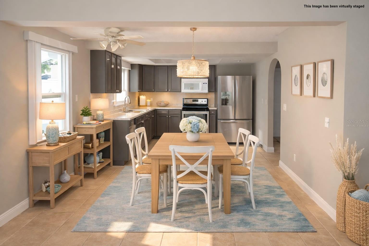 Image 6 of 46 For 6525 Manila Palm Way