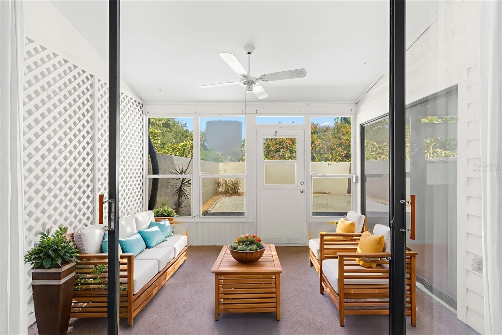 Image 17 of 42 For 4425 Park Lake Terrace N