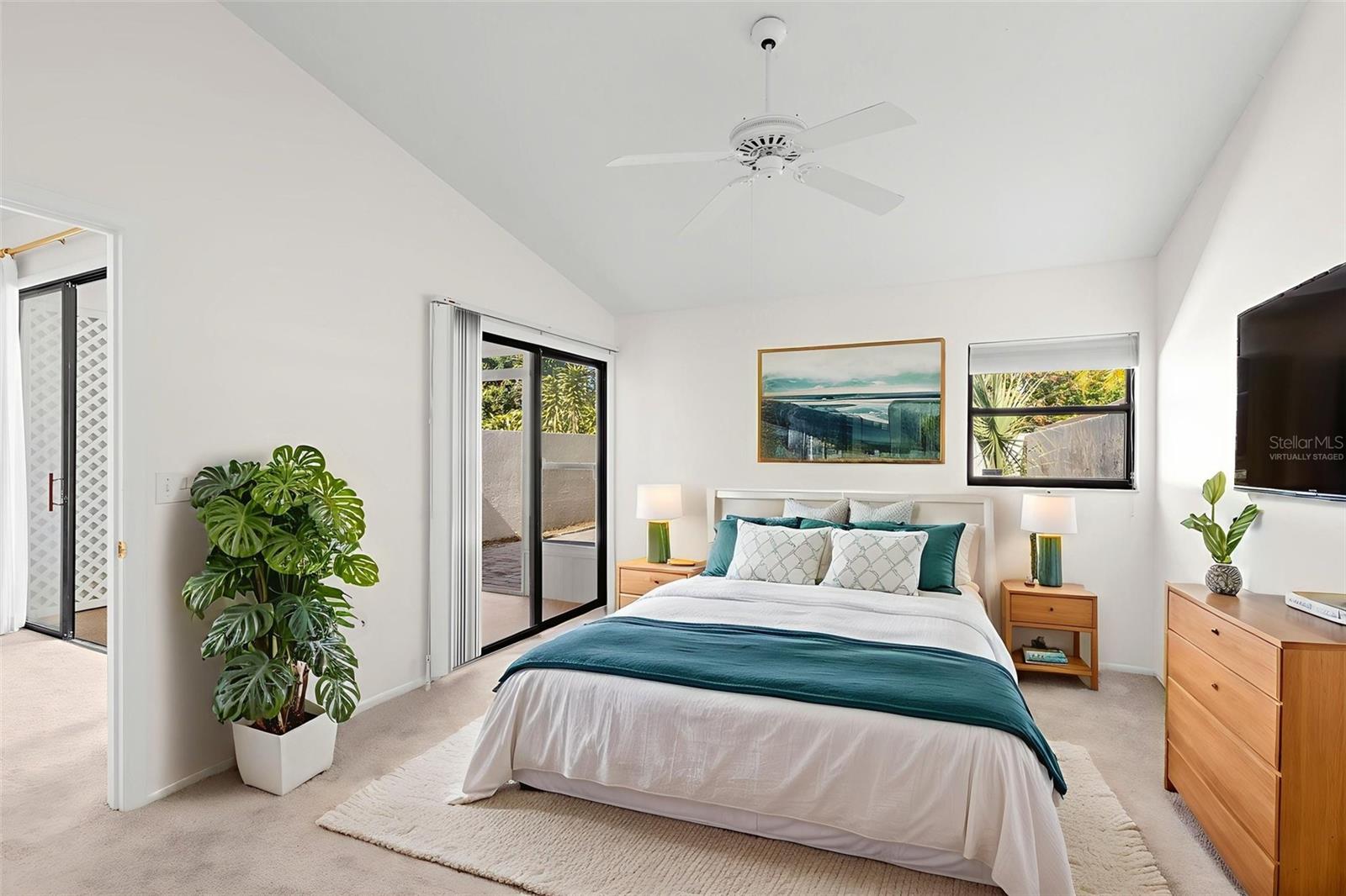 Image 23 of 42 For 4425 Park Lake Terrace N